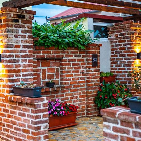 Grguric Apartments Palit エクステリア 写真