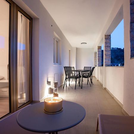 Grguric Apartments Palit エクステリア 写真