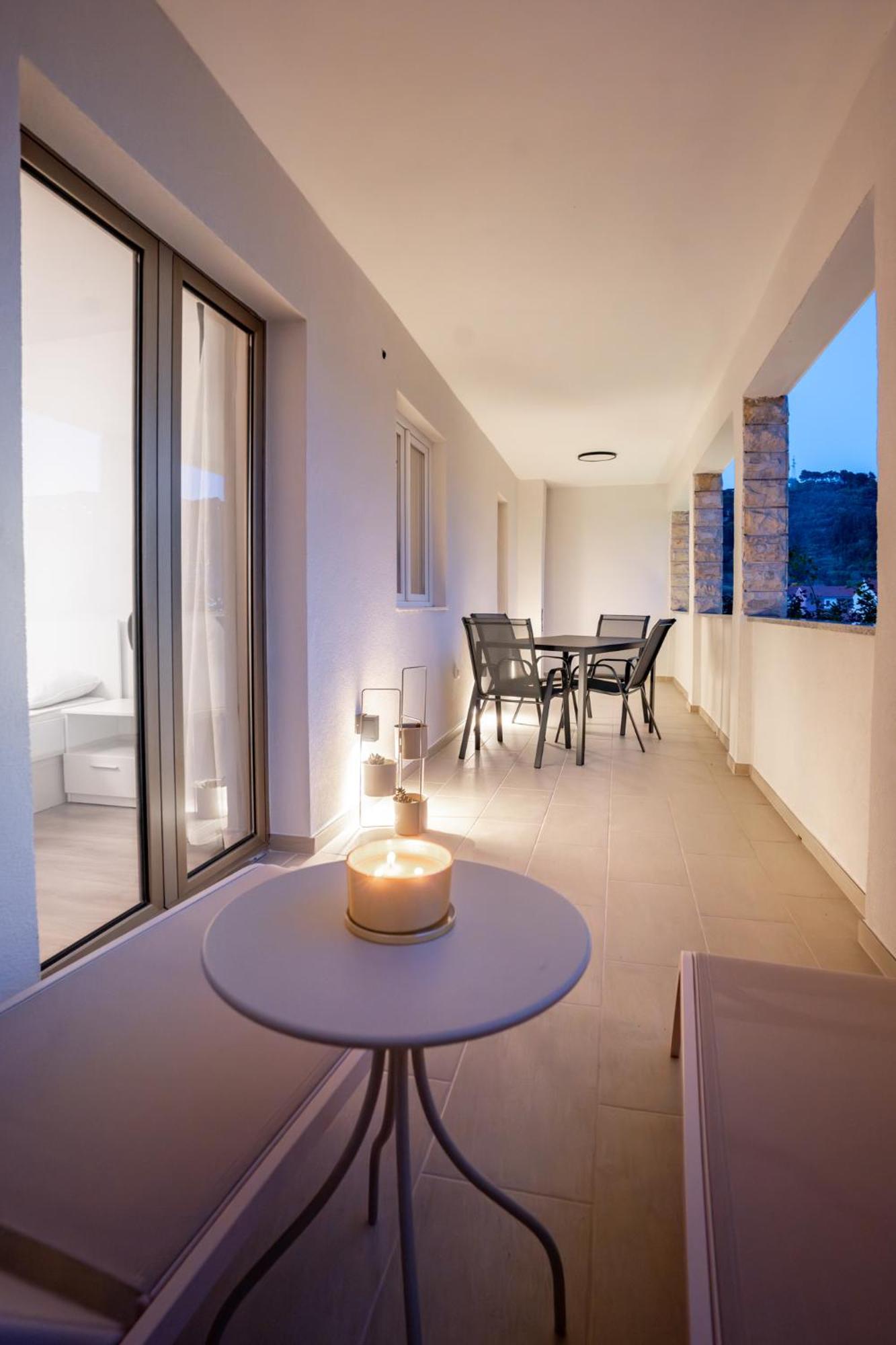 Grguric Apartments Palit エクステリア 写真