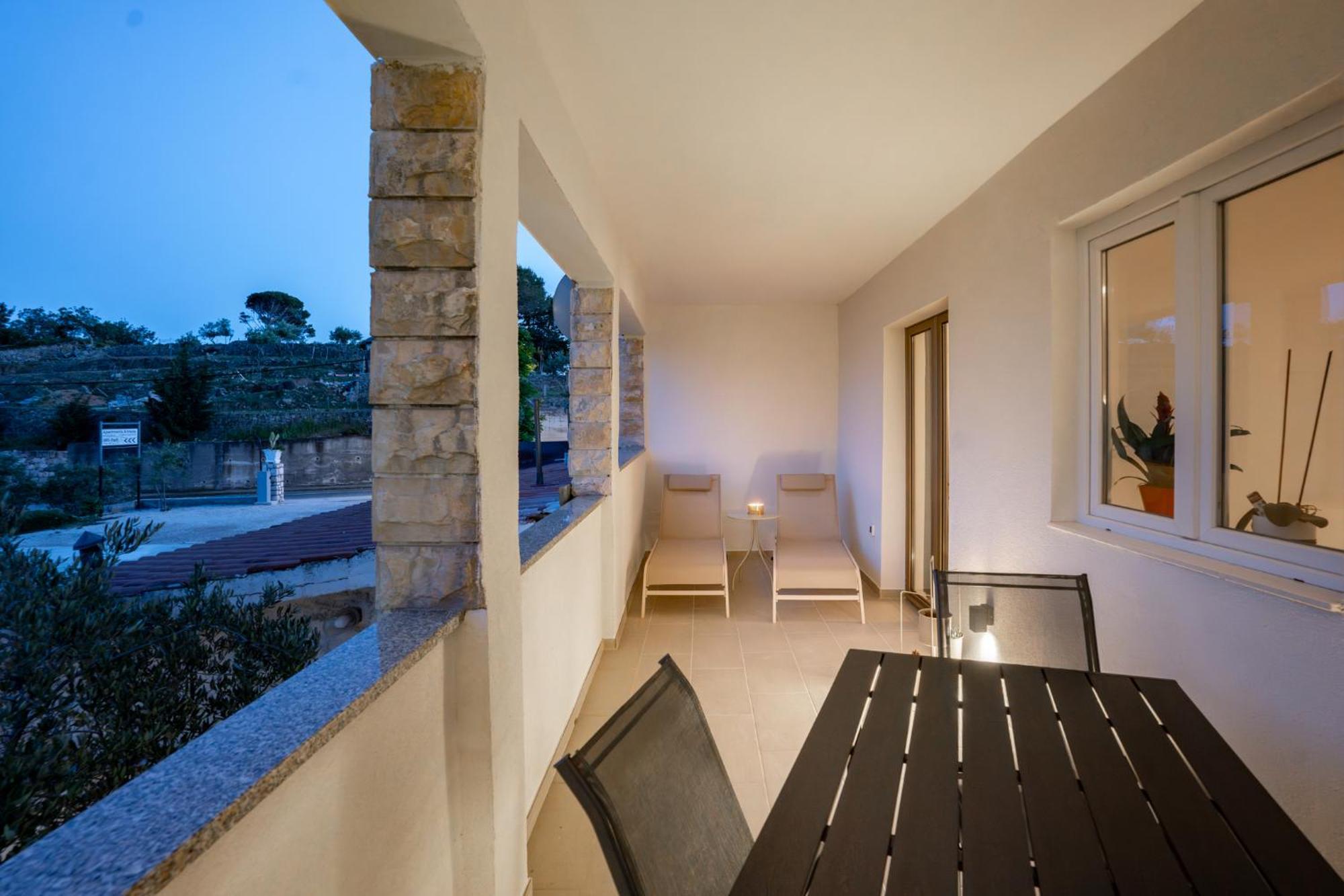 Grguric Apartments Palit エクステリア 写真