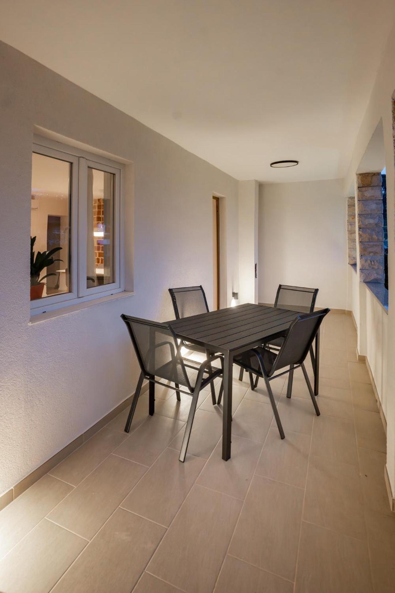 Grguric Apartments Palit エクステリア 写真