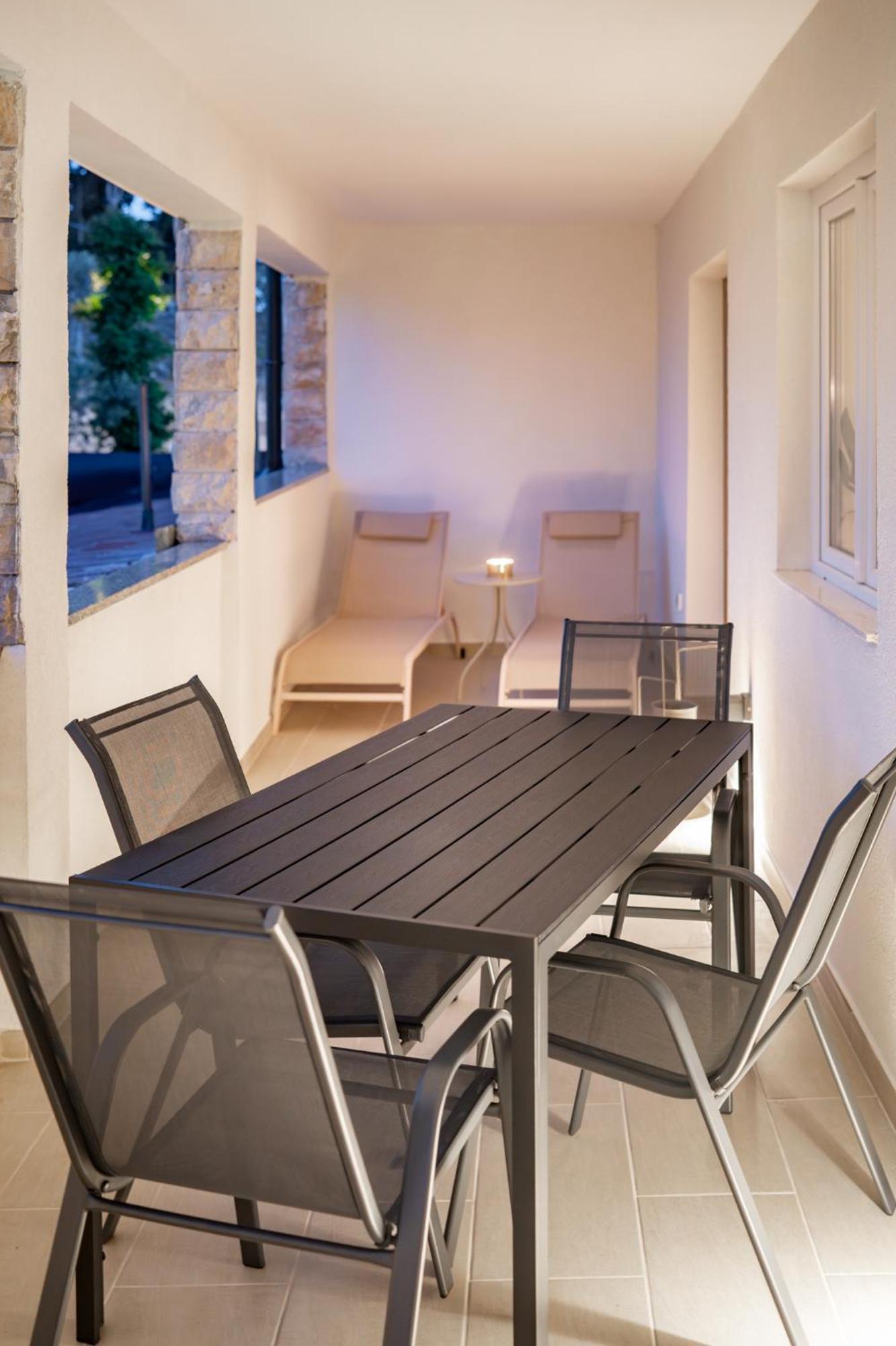 Grguric Apartments Palit エクステリア 写真